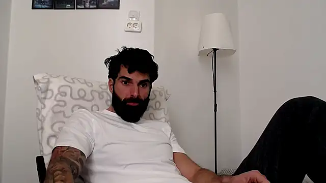 Chatroom XXX en direct de Verycutex