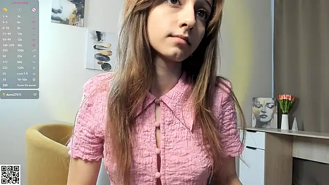 TaiteFairfield 现场XXX聊天