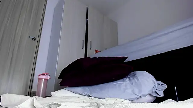 Skarleth69: онлайн-секс-чат