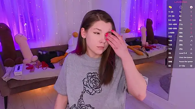 Chatroom XXX en direct de Mira_Falls