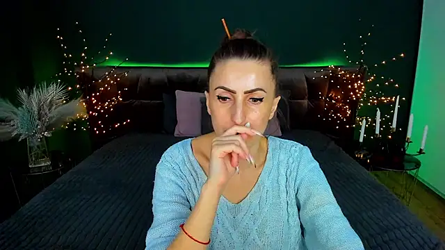 Rebecca_Diamond: онлайн-секс-чат