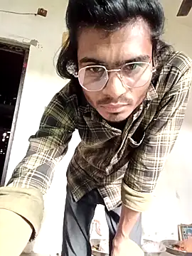 Yash_Sharma18 Live XXX-Chat