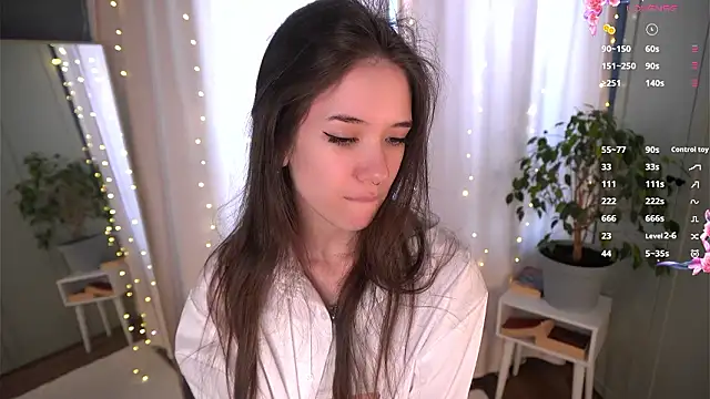 Chatroom XXX en direct de tinyanie