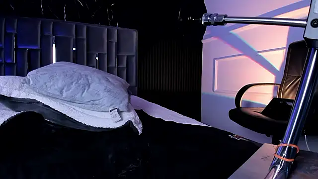 Sienarosewood: онлайн-секс-чат