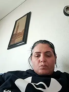 gini92 Live XXX-Chat