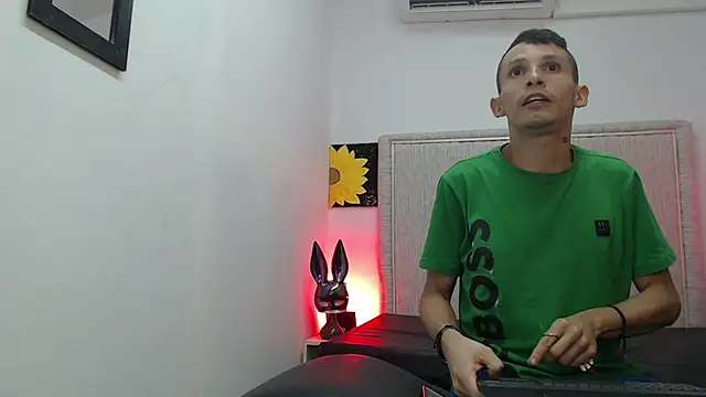 No_mercy_group_ Webcam-Show