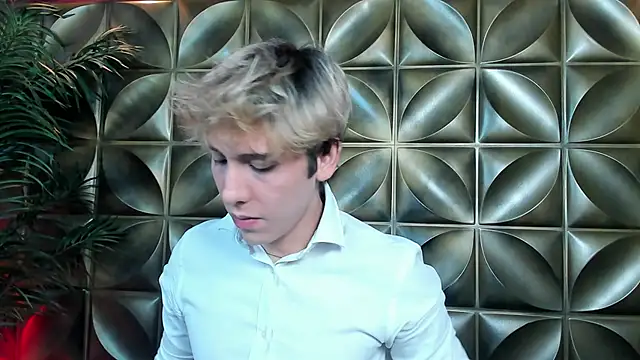 Chat XXX ao vivo de DannyParker_