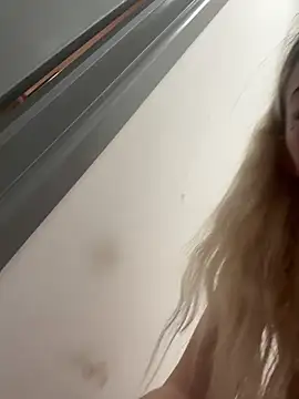 Blonde_CassieXX Webcamshow