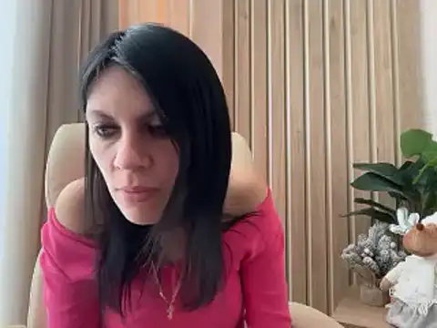 InjaAtHome live XXX chat