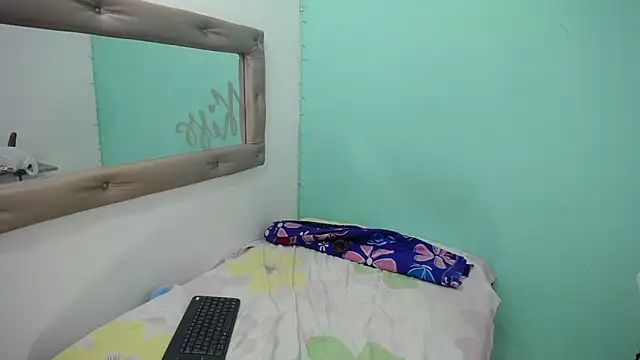 Czat XXX na żywo – nicol_grey