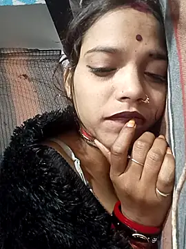 Chat +18 de Bebby_-Doll ao vivo