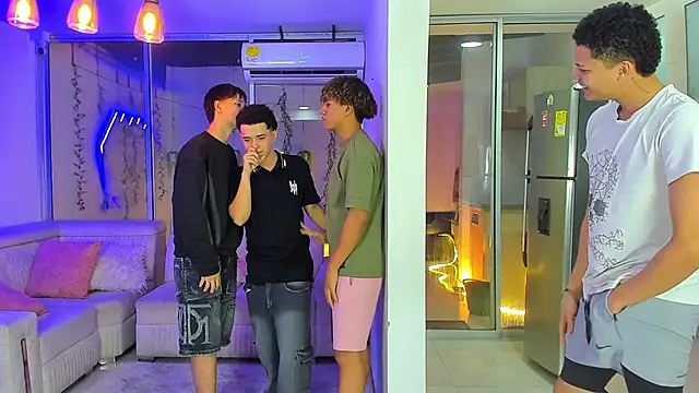 Houseofwarrios live XXX chat