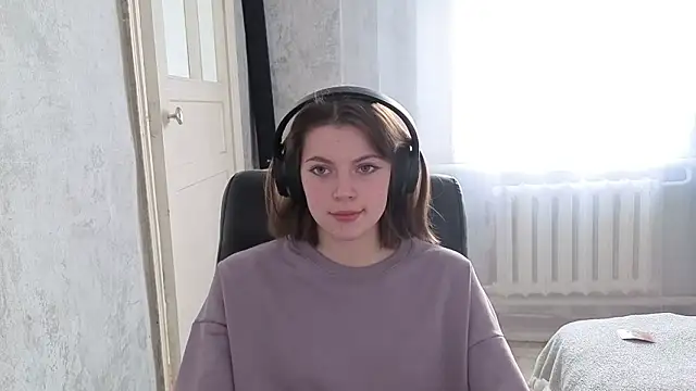 CutieAnny Show in webcam