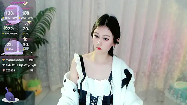 Aimee-520's Live XXX Chat