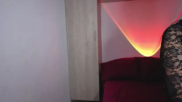 Candela___ élő XXX-chatje