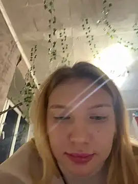 Онлайн чат XXX AmmyHot