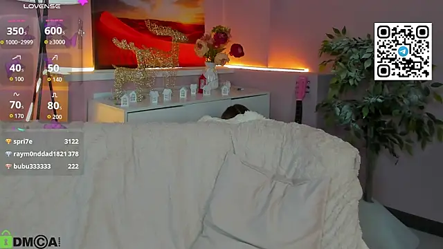 Chatroom XXX en direct de CherryLexi_