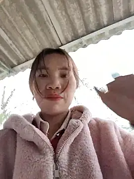 Živý XXX chat Tin_tanny