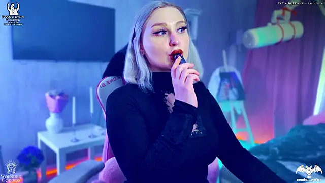 Wounded_Goddess_のライブXXXチャット