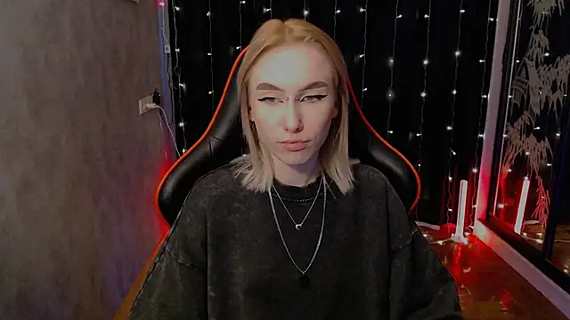 crybambiのライブXXXチャット