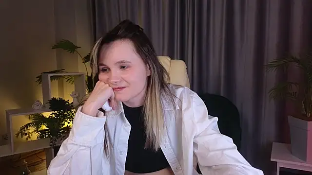 CiriRianonnのライブXXXチャット