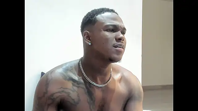 Troykhalil 现场XXX聊天