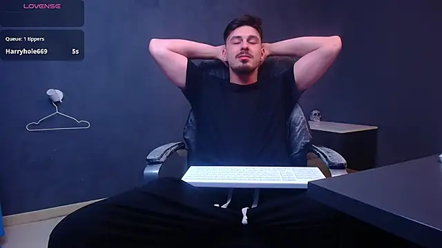 EnzoRace Webcam show