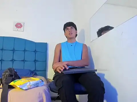 Valentino_Lane 现场XXX聊天