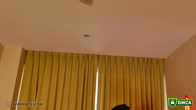 Czat XXX na żywo – AminaCharm