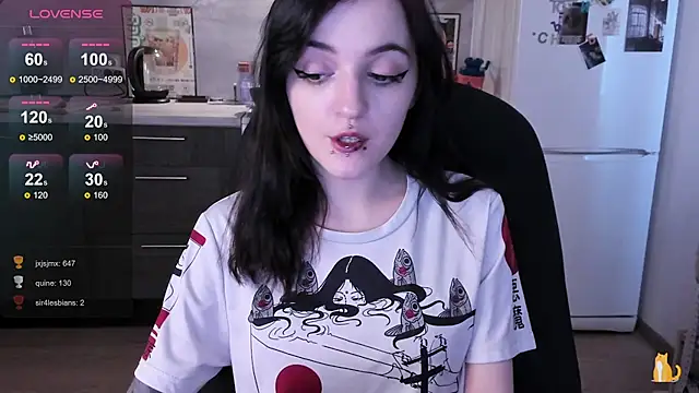 linaa__tyaan's Live XXX Chat