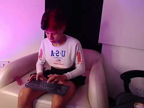 Philipp-Jones Webcam Show