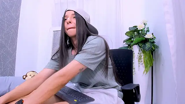 ViictoriiaSaenz Chat XXX in diretta