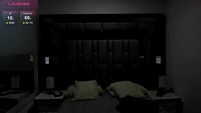 Онлайн чат XXX Emilyblackers