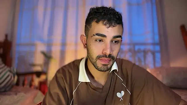 Show de juancho_hairy na webcam