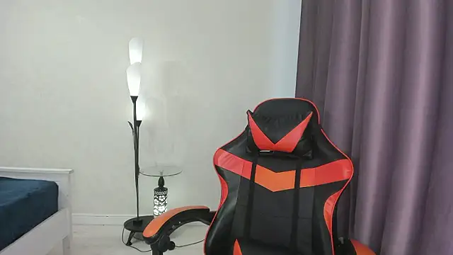 Missykitty01: онлайн-секс-чат