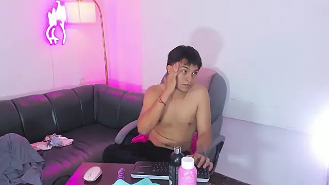 Chat XXX ao vivo de RicciRizzo