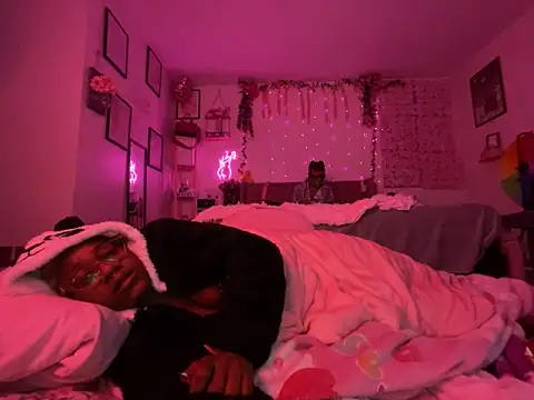 VixenCapri's Live XXX Chat