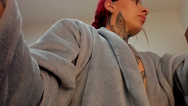 selene_red_ Live XXX-chat