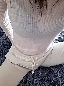 Chat +18 de Dayana2022 ao vivo