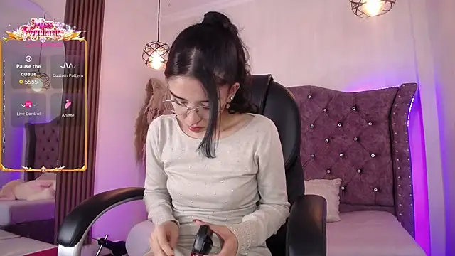 Chatroom XXX en direct de Amara_Davis