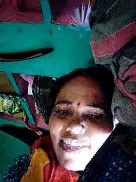 Pooja750n Webbikameraesitys