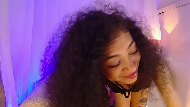 XXX chat uživo modela Aurora_ath