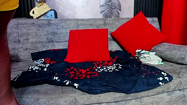 Živý XXX chat MikeEstevess