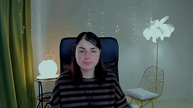 MartaEdams' Live XXX Chat