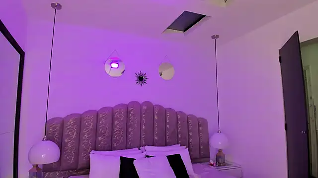 Онлайн чат XXX Amy_Ferreira