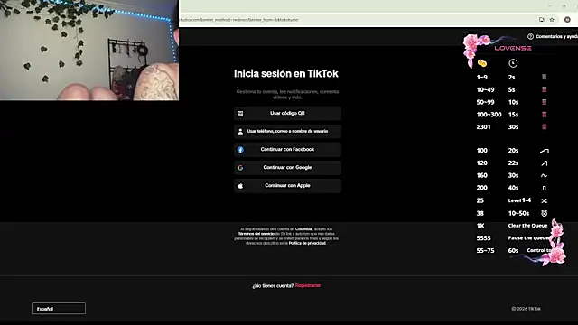 nina_cat420 Show in webcam