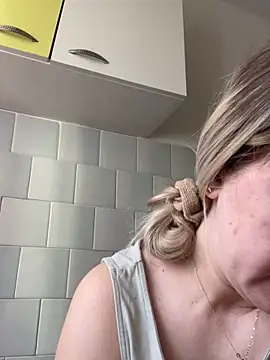 แชท XXX สดของ MissGinax