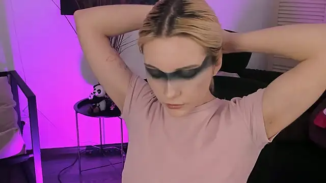 AuroraWrenfield's Live XXX Chat