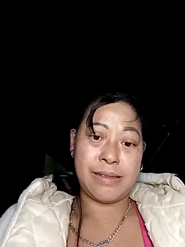 Minnakutew20 লাইভ XXX চ্যাট