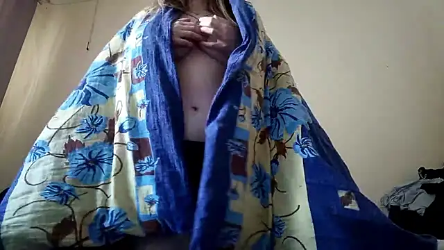 Chat +18 de Nymera_flare ao vivo